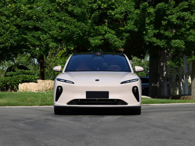 NIO ET5 TOURING Фото №2